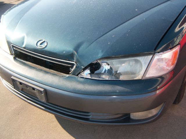 1997 Lexus ES 300 Base