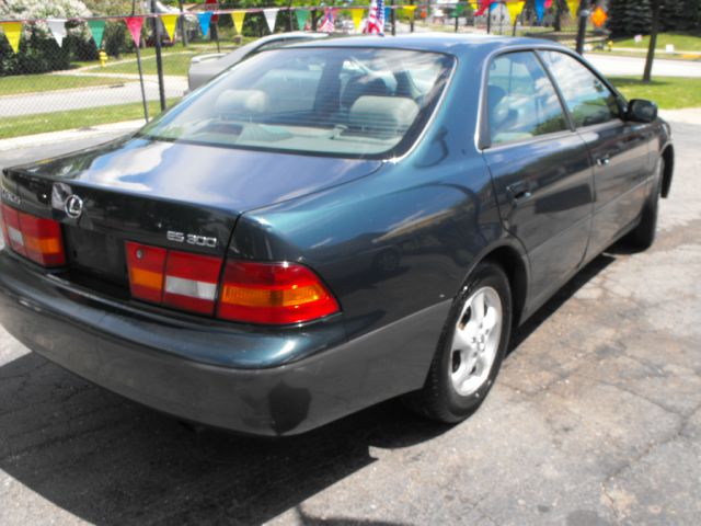 1997 Lexus ES 300 Base