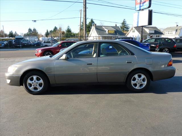 1997 Lexus ES 300 Unknown