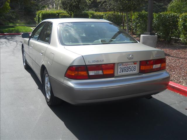 1997 Lexus ES 300 Unknown
