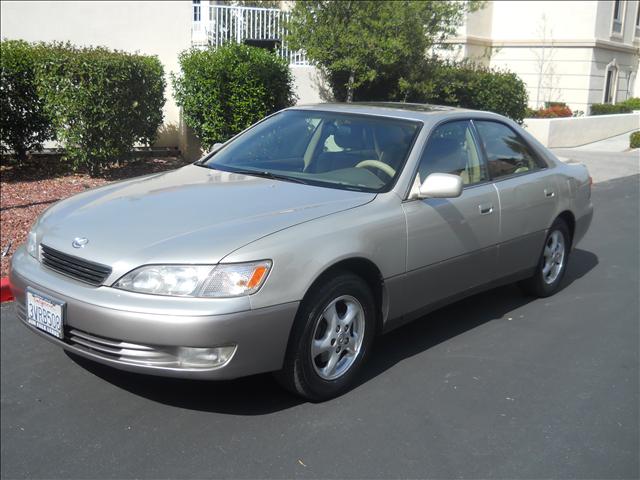 1997 Lexus ES 300 Unknown