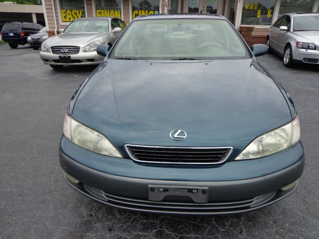 1997 Lexus ES 300 Base