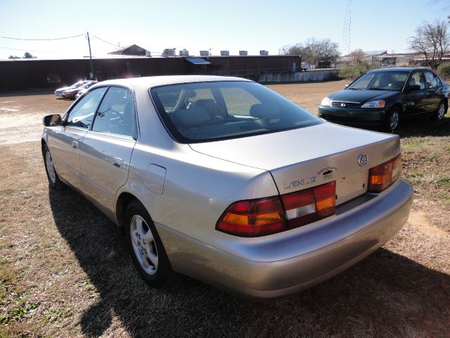 1998 Lexus ES 300 Base