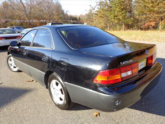 1998 Lexus ES 300 Lariat Superduty DRW