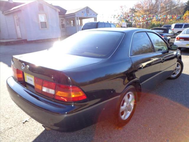1998 Lexus ES 300 Lariat Superduty DRW