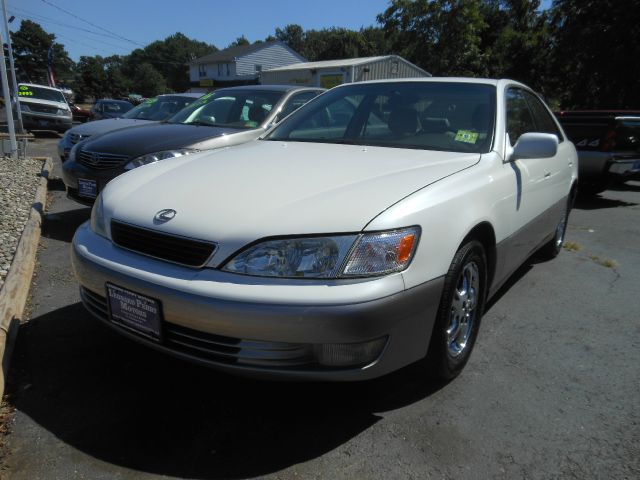 1998 Lexus ES 300 Base