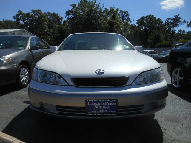 1998 Lexus ES 300 Base