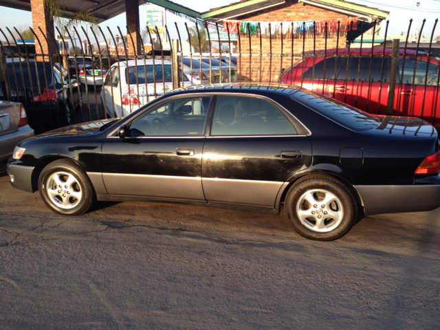 1998 Lexus ES 300 Touring W/nav.sys