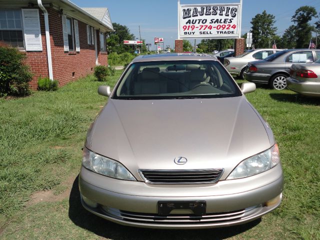 1998 Lexus ES 300 Base