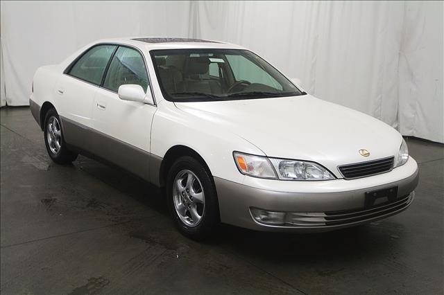 1998 Lexus ES 300 Base