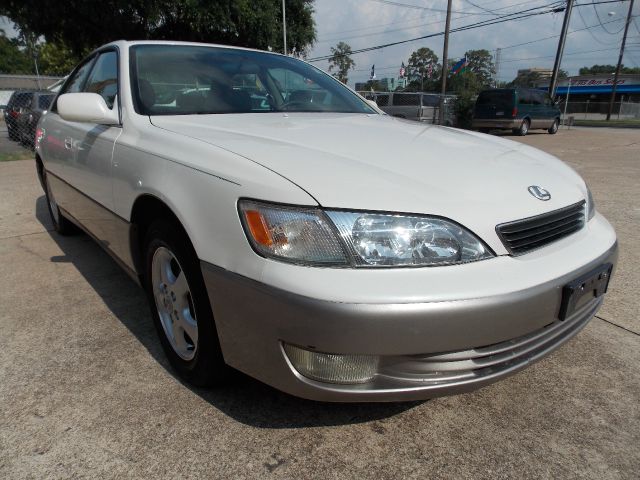 1998 Lexus ES 300 Base