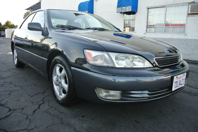 1998 Lexus ES 300 Base