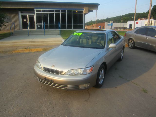 1998 Lexus ES 300 Base