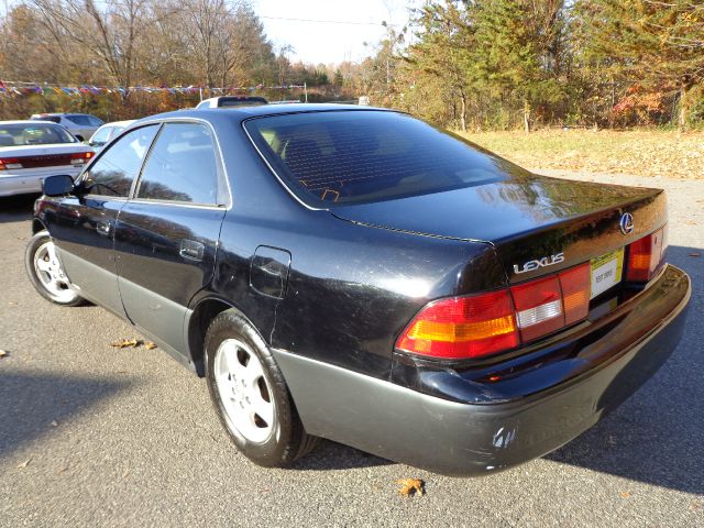 1998 Lexus ES 300 Base