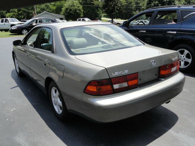1999 Lexus ES 300 Unknown