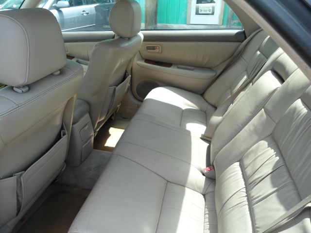 1999 Lexus ES 300 Unknown