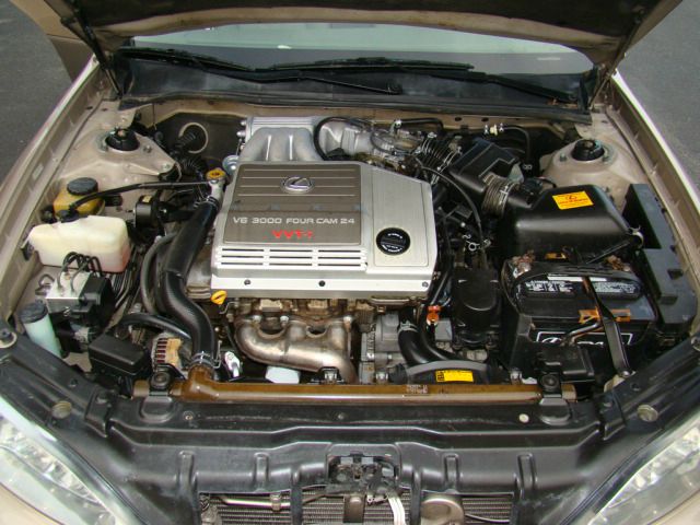 1999 Lexus ES 300 Base