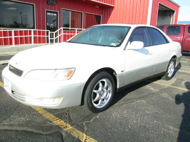 1999 Lexus ES 300 Base