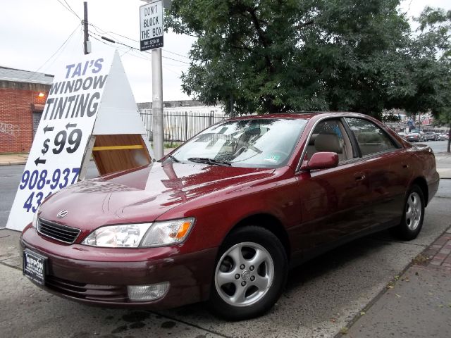 1999 Lexus ES 300 Base