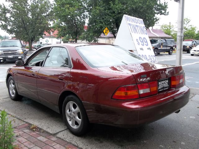 1999 Lexus ES 300 Base