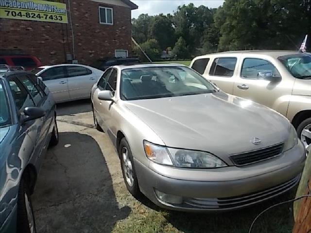 1999 Lexus ES 300 Unknown