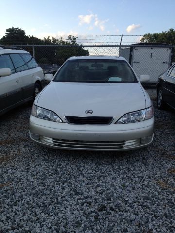 1999 Lexus ES 300 Unknown