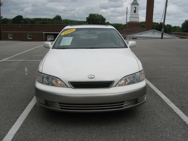 1999 Lexus ES 300 Base