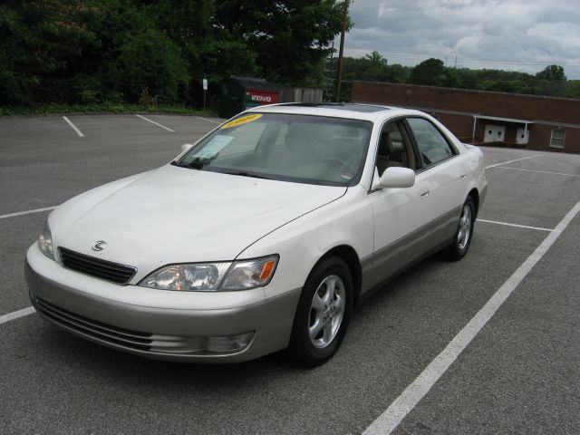 1999 Lexus ES 300 Base