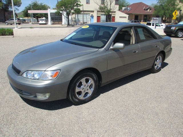1999 Lexus ES 300 Base