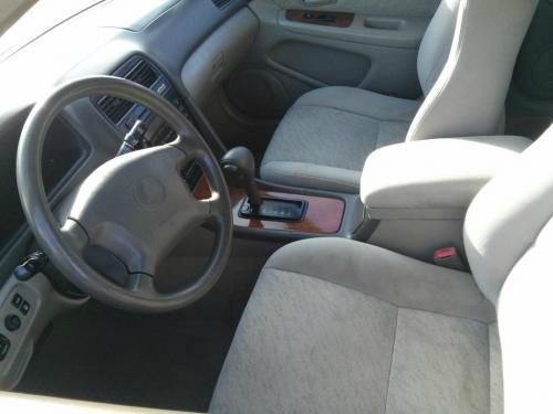 1999 Lexus ES 300 Base