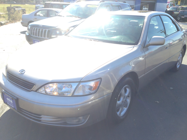 1999 Lexus ES 300 Base