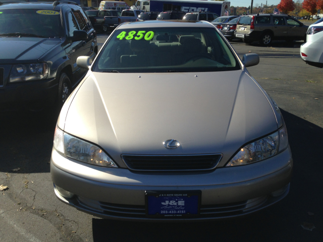 1999 Lexus ES 300 Base