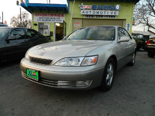 1999 Lexus ES 300 Base