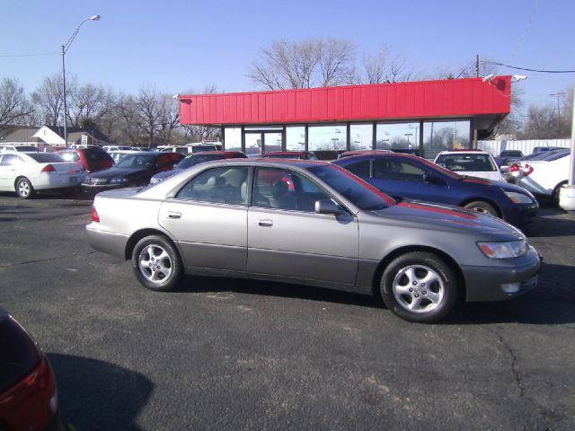 1999 Lexus ES 300 Unknown