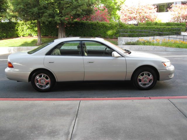 1999 Lexus ES 300 CREW CAB XLT Diesel
