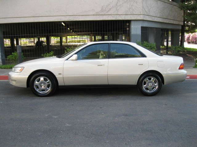 1999 Lexus ES 300 CREW CAB XLT Diesel