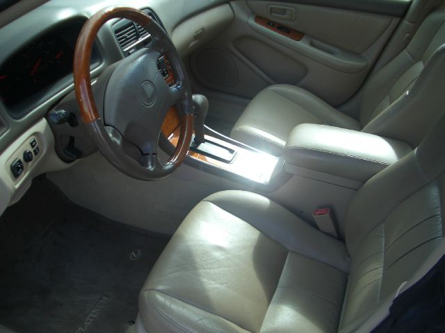 2000 Lexus ES 300 Unknown