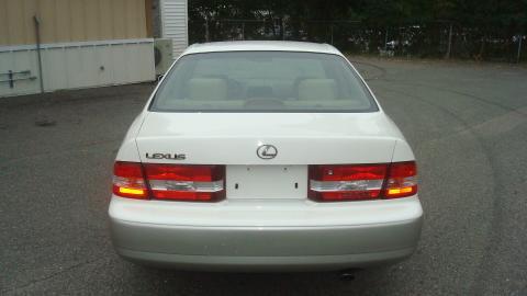 2000 Lexus ES 300 Unknown
