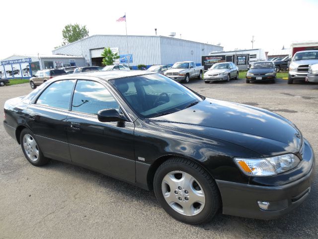 2000 Lexus ES 300 Base