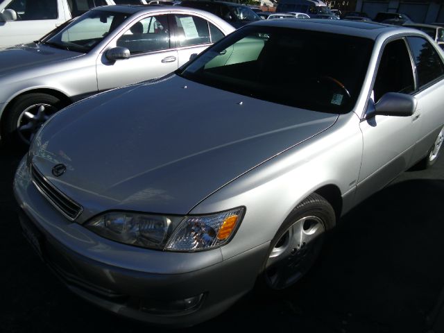 2000 Lexus ES 300 Unknown