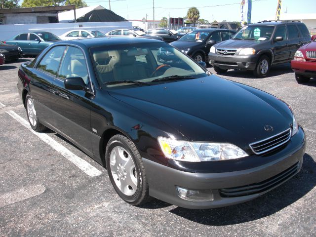 2000 Lexus ES 300 Base