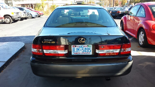 2000 Lexus ES 300 Unknown