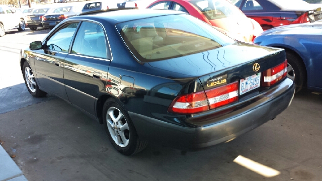 2000 Lexus ES 300 Unknown