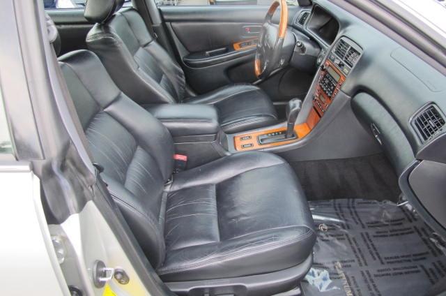 2000 Lexus ES 300 Base