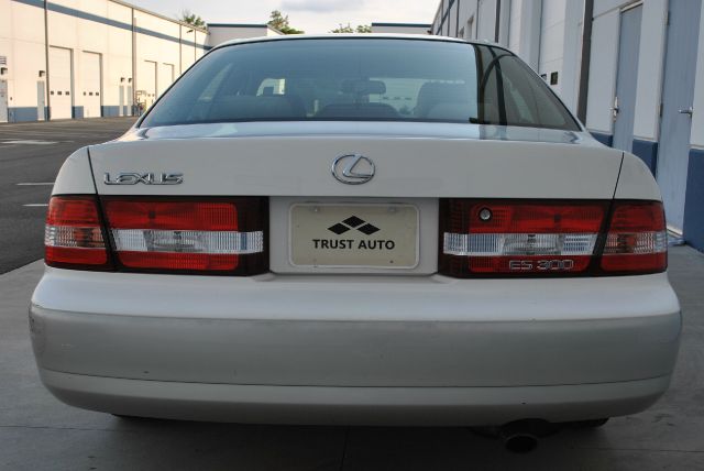 2001 Lexus ES 300 3.5tl W/tech Pkg