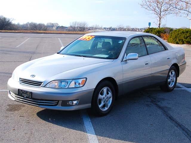 2001 Lexus ES 300 5-door Liftback