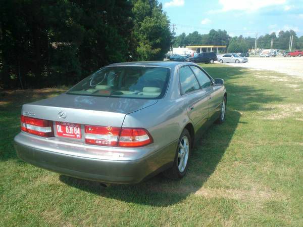 2001 Lexus ES 300 Unknown