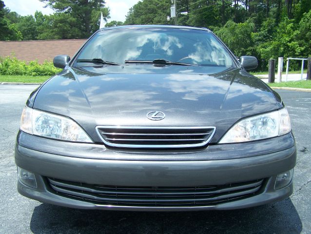 2001 Lexus ES 300 Base