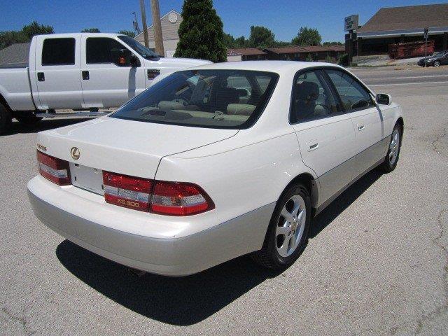 2001 Lexus ES 300 Unknown