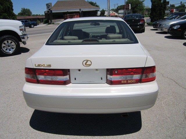 2001 Lexus ES 300 Unknown